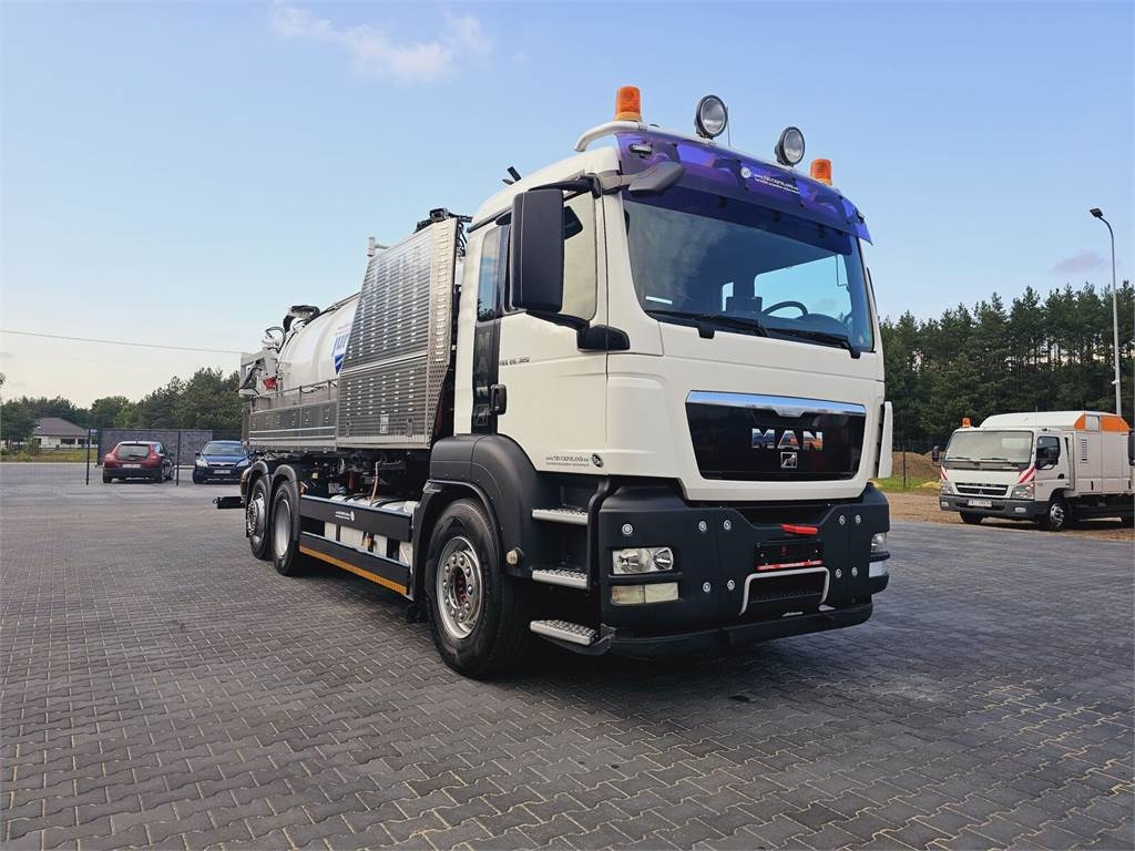 MAN JUROP VJC9 / 5 2010 WUKO for collecting liquid was - Caminhão limpa fossa: foto 2 MAN JUROP VJC9 / 5 2010 WUKO for collecting liquid was - Caminhão limpa fossa: foto 2