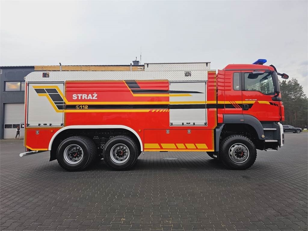 MAN TGS 26.440 6x6 9500 l water + 950 foam Stolarczyk - Carro de bombeiro: foto 5 MAN TGS 26.440 6x6 9500 l water + 950 foam Stolarczyk - Carro de bombeiro: foto 5