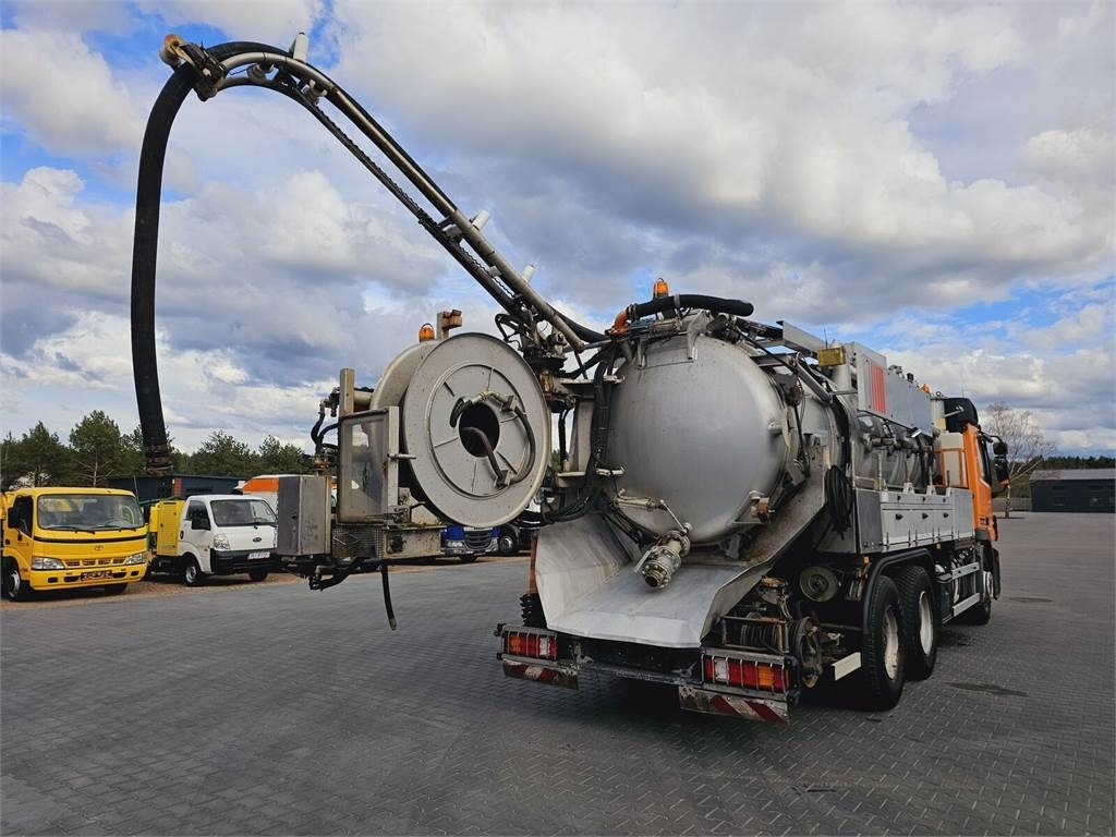 Mercedes-Benz WUKO KROLL COMBI FOR SEWER CLEANING - Caminhão limpa fossa: foto 1 Mercedes-Benz WUKO KROLL COMBI FOR SEWER CLEANING - Caminhão limpa fossa: foto 1