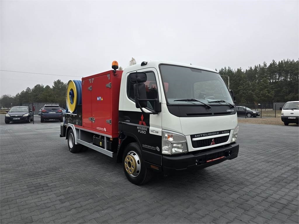 Mitsubishi RIONED COMBI WUKO FOR CLEANING SEWAGE - Caminhão limpa fossa: foto 2 Mitsubishi RIONED COMBI WUKO FOR CLEANING SEWAGE - Caminhão limpa fossa: foto 2