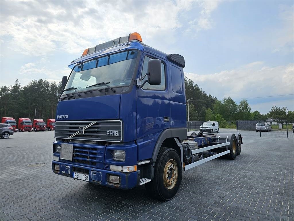Volvo FH 16 470 KM 6x2 low mileage 229700 km !!!! - Estrutura/ Châssis para Camião: foto 2 Volvo FH 16 470 KM 6x2 low mileage 229700 km !!!! - Estrutura/ Châssis para Camião: foto 2
