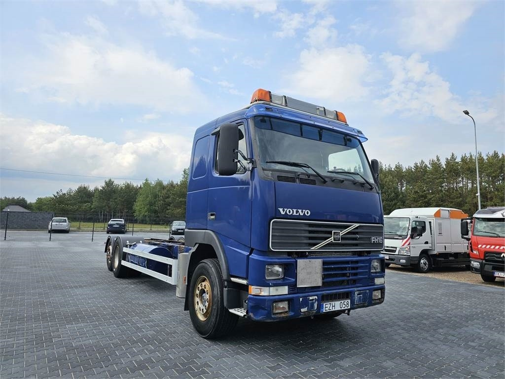 Volvo FH 16 470 KM 6x2 low mileage 229700 km !!!! - Estrutura/ Châssis para Camião: foto 1 Volvo FH 16 470 KM 6x2 low mileage 229700 km !!!! - Estrutura/ Châssis para Camião: foto 1