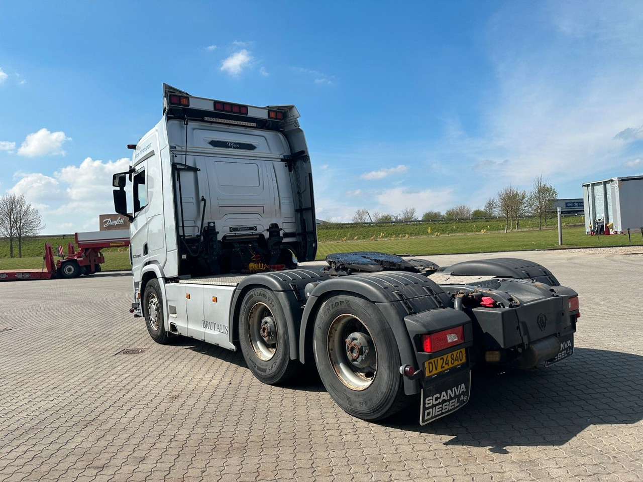 Scania R 730 6x4 Scania R 730 V8 6x4 - Tractor: foto 5 Scania R 730 6x4 Scania R 730 V8 6x4 - Tractor: foto 5