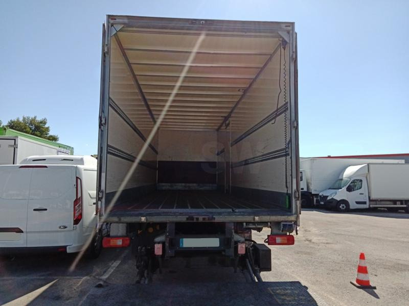 Renault D-Series 19 Wide 320 - Camião furgão: foto 3 Renault D-Series 19 Wide 320 - Camião furgão: foto 3