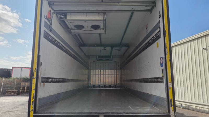 Renault Premium 270 DXI - Camião frigorífico: foto 5 Renault Premium 270 DXI - Camião frigorífico: foto 5