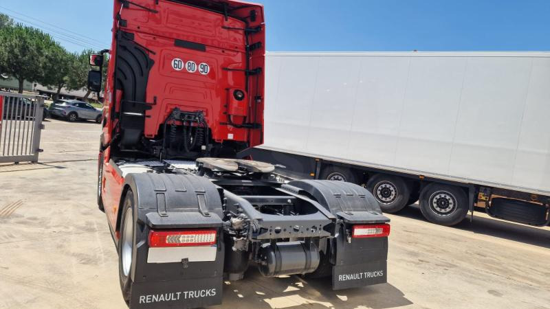 Renault T-Series 480 (Location / Rent) - Tractor: foto 5 Renault T-Series 480 (Location / Rent) - Tractor: foto 5