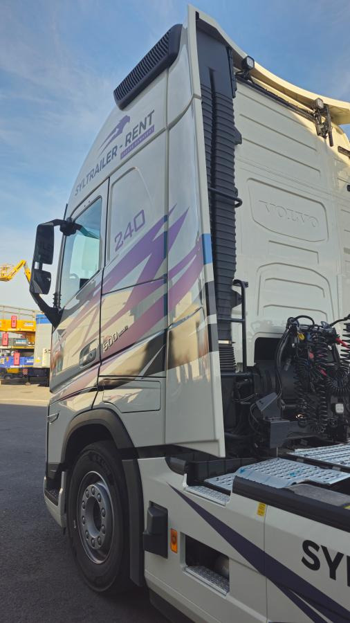 Volvo FH 500 AERO Globetrotter XXL (Location / Rent) - Tractor: foto 4 Volvo FH 500 AERO Globetrotter XXL (Location / Rent) - Tractor: foto 4