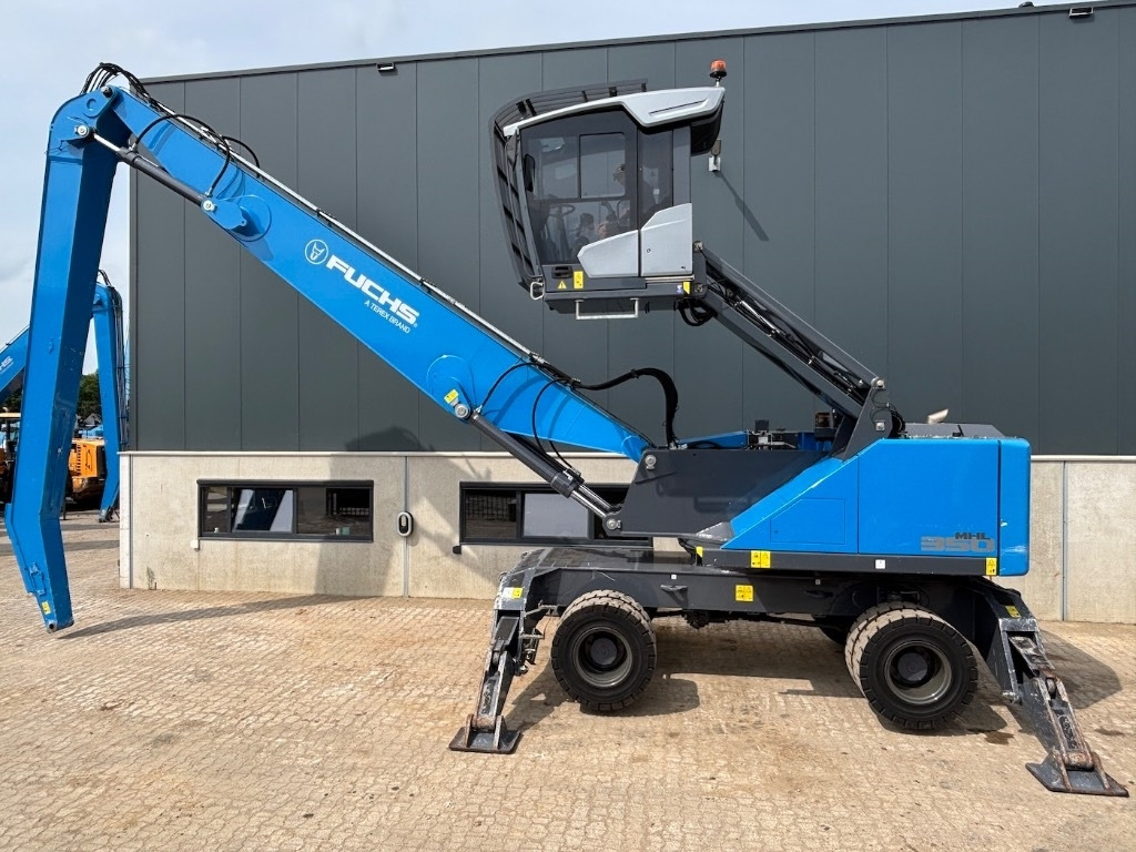 Fuchs MHL 350 F - Manipulador de material: foto 1 Fuchs MHL 350 F - Manipulador de material: foto 1