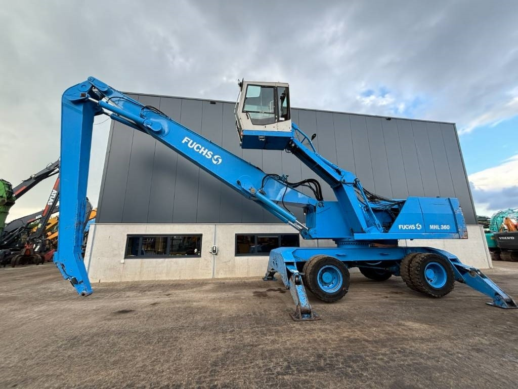 Fuchs MHL360 -- MHL 360 -- good order - Manipulador de material: foto 1 Fuchs MHL360 -- MHL 360 -- good order - Manipulador de material: foto 1