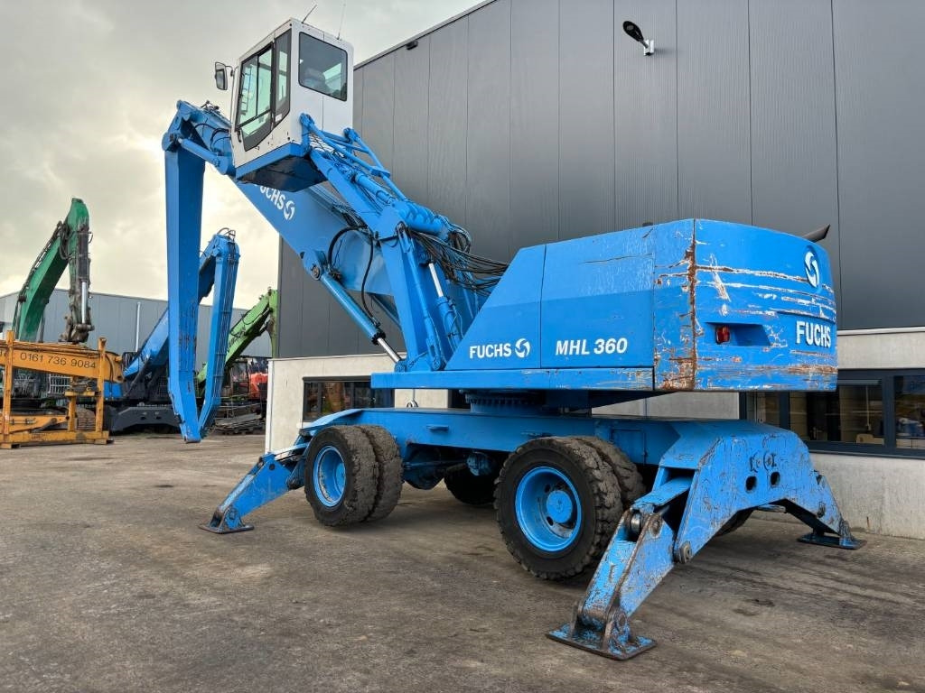 Fuchs MHL360 -- MHL 360 -- good order - Manipulador de material: foto 2 Fuchs MHL360 -- MHL 360 -- good order - Manipulador de material: foto 2