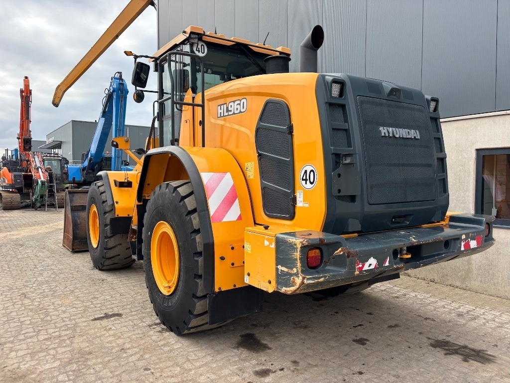 Hyundai HL 960 - 955  - Pá carregadora de rodas: foto 5 Hyundai HL 960 - 955  - Pá carregadora de rodas: foto 5