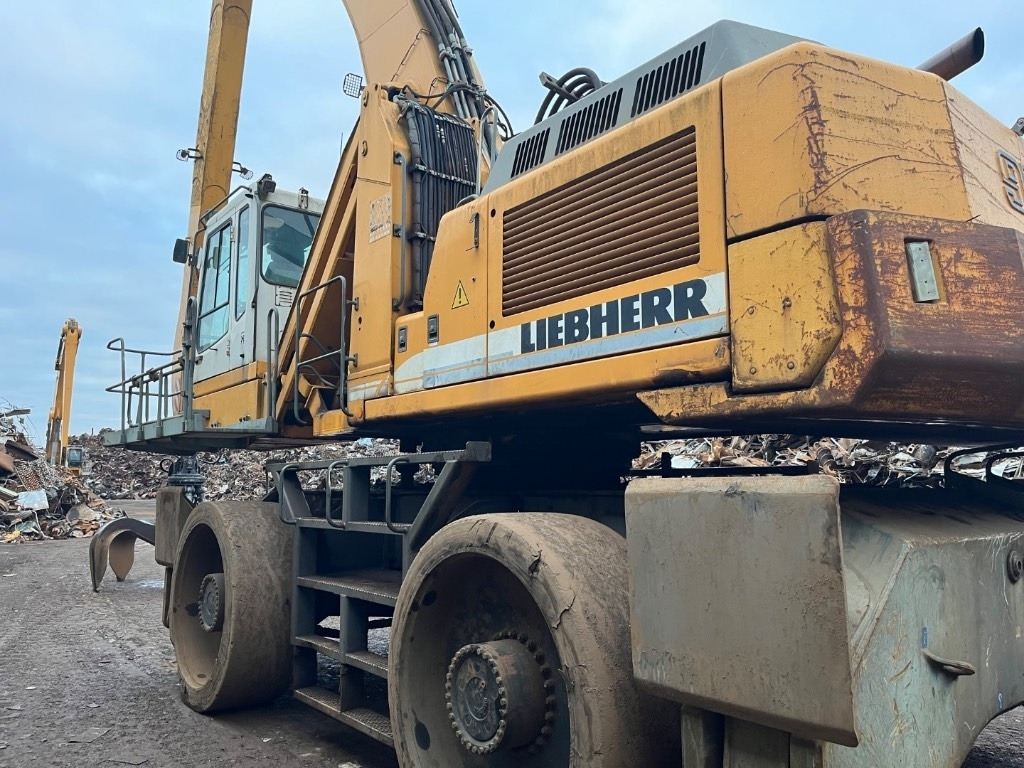 Liebherr A 954 B HD - Manipulador de material: foto 4 Liebherr A 954 B HD - Manipulador de material: foto 4