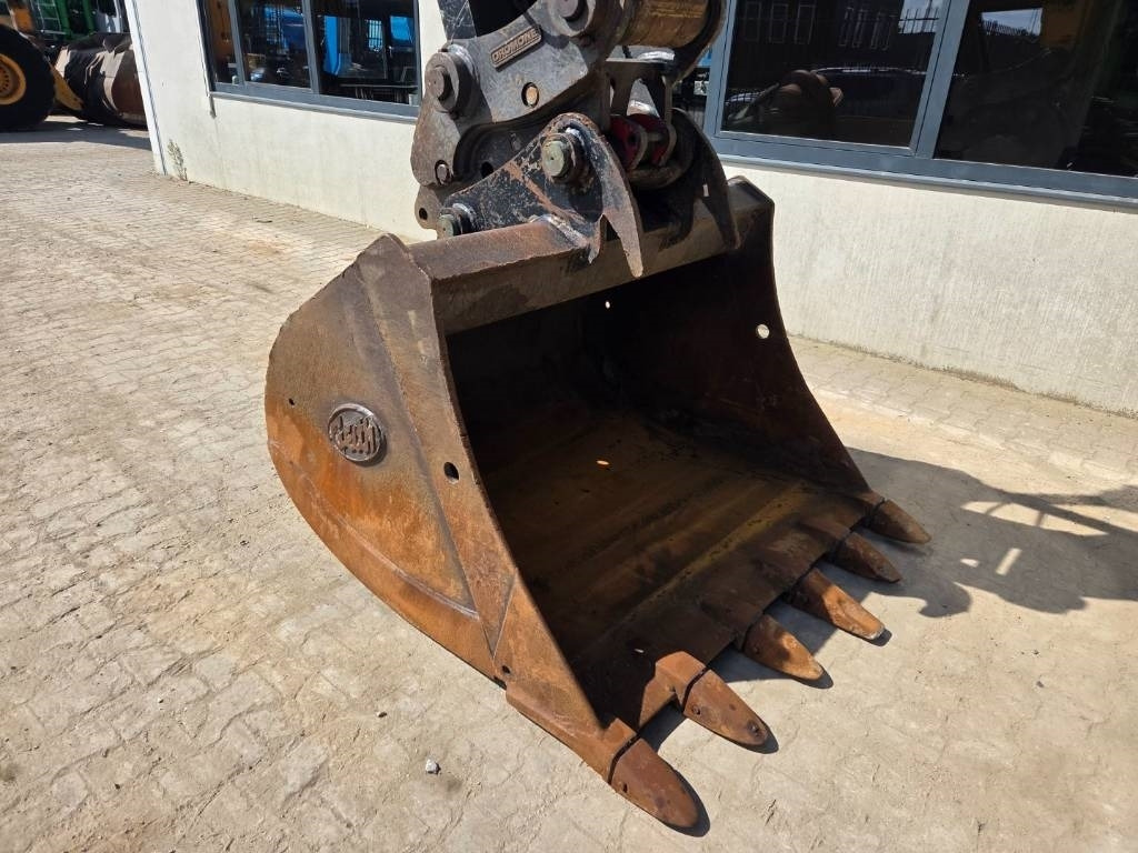 Escavadora de rastos Sany SY215lc (EU model - Fully equipped): foto 27