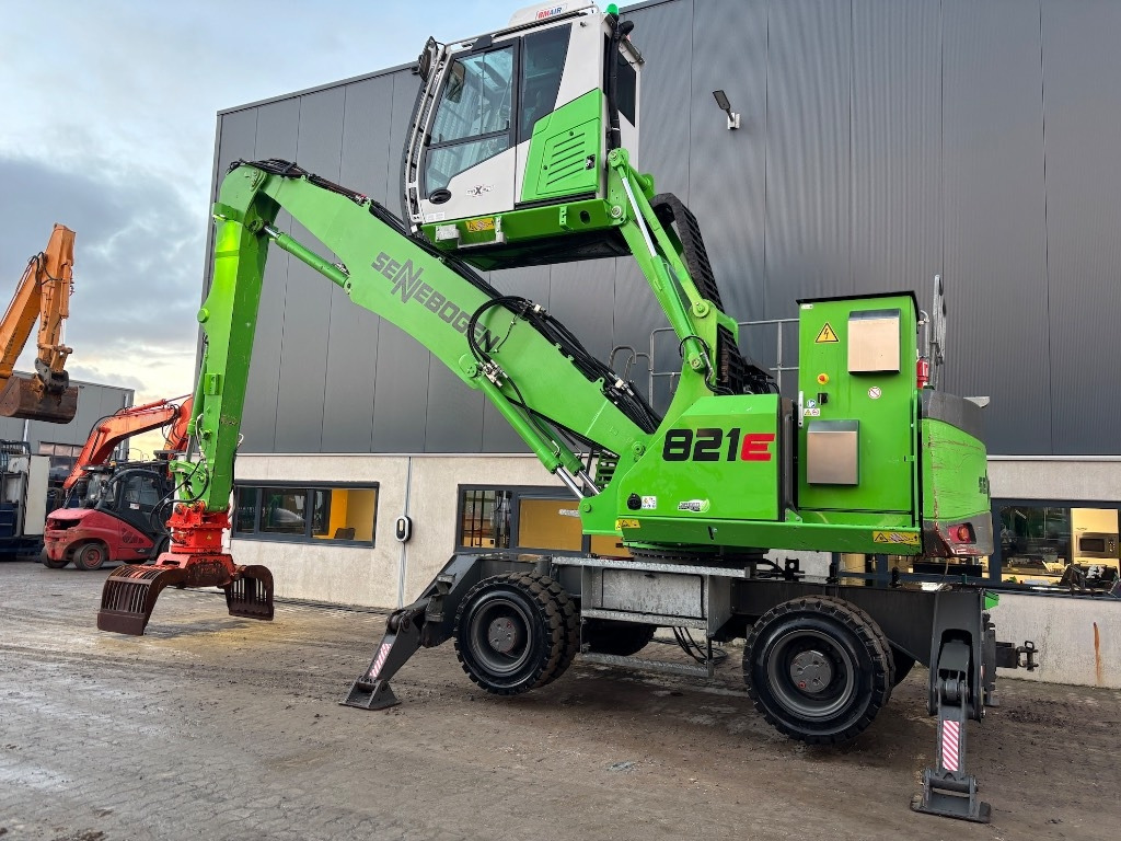 Sennebogen 821 E Electric - 821M Electric - Manipulador de material: foto 1 Sennebogen 821 E Electric - 821M Electric - Manipulador de material: foto 1