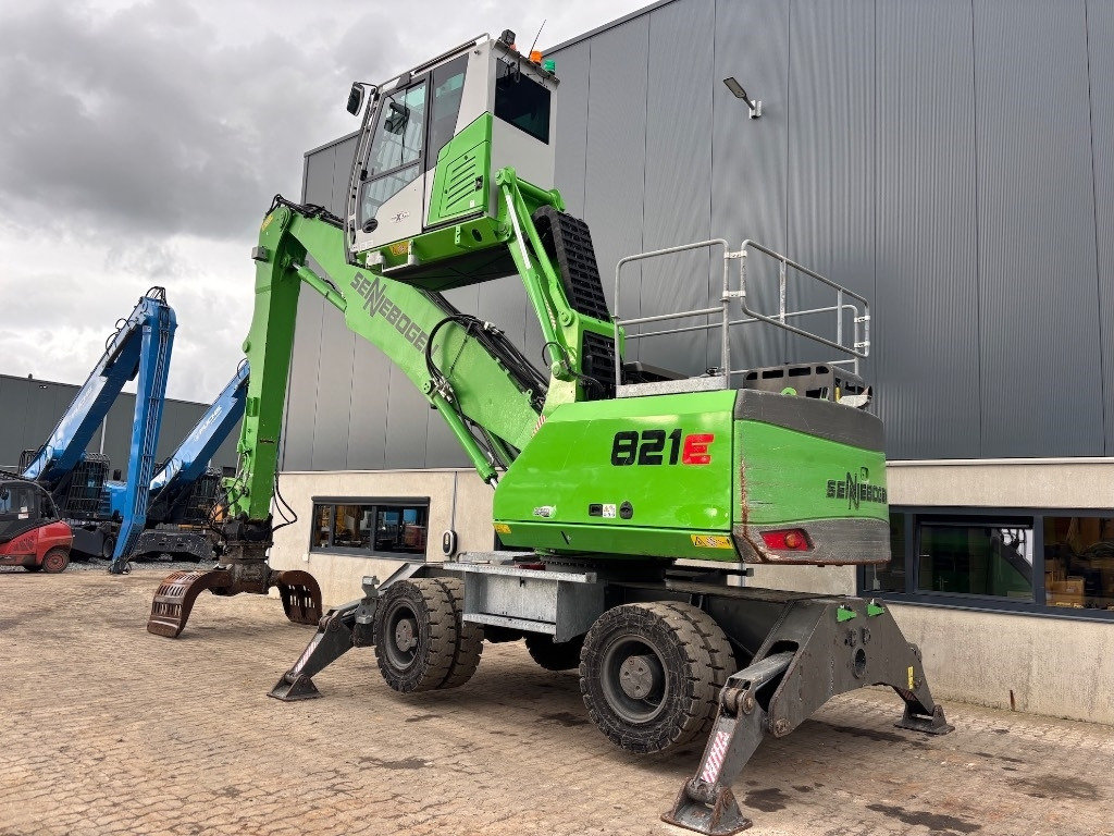 Sennebogen 821 M - 821 E - 821 ME - Manipulador de material: foto 3 Sennebogen 821 M - 821 E - 821 ME - Manipulador de material: foto 3