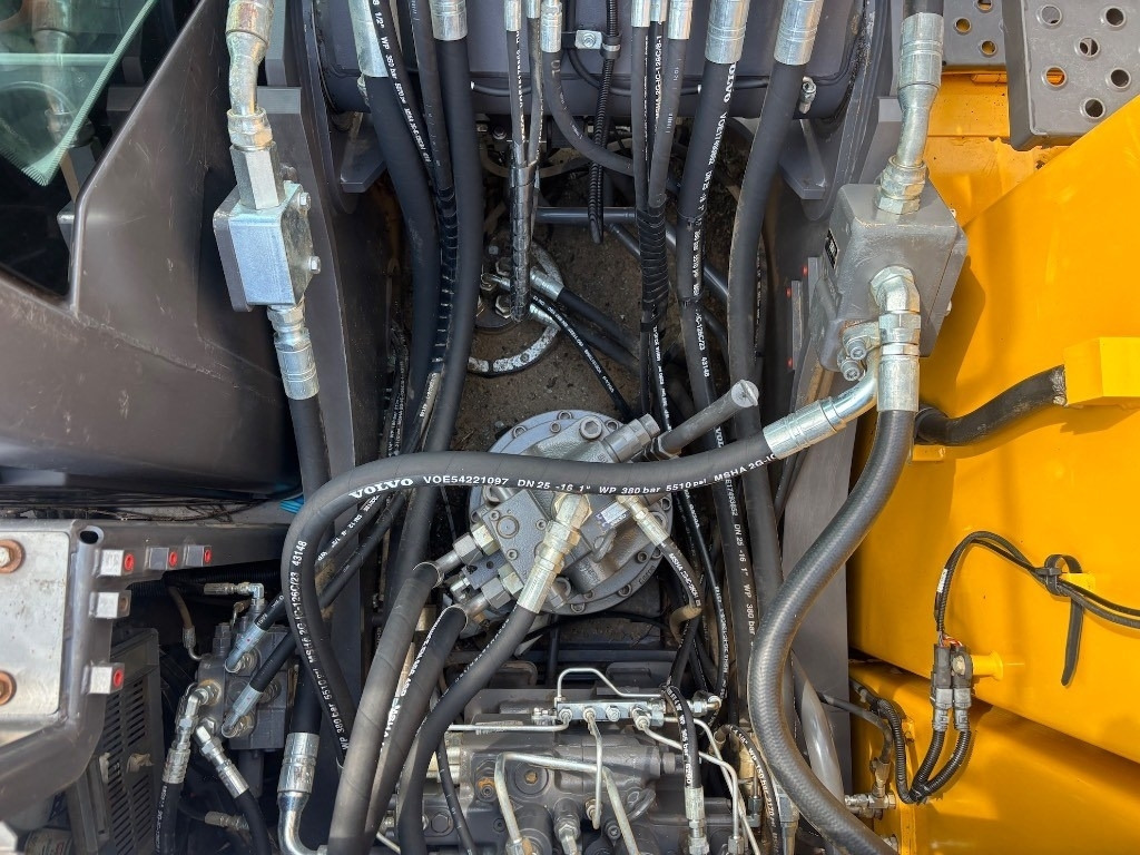 Escavadora de rastos Volvo EC 220 E L - EC220: foto 36 Escavadora de rastos Volvo EC 220 E L - EC220: foto 36