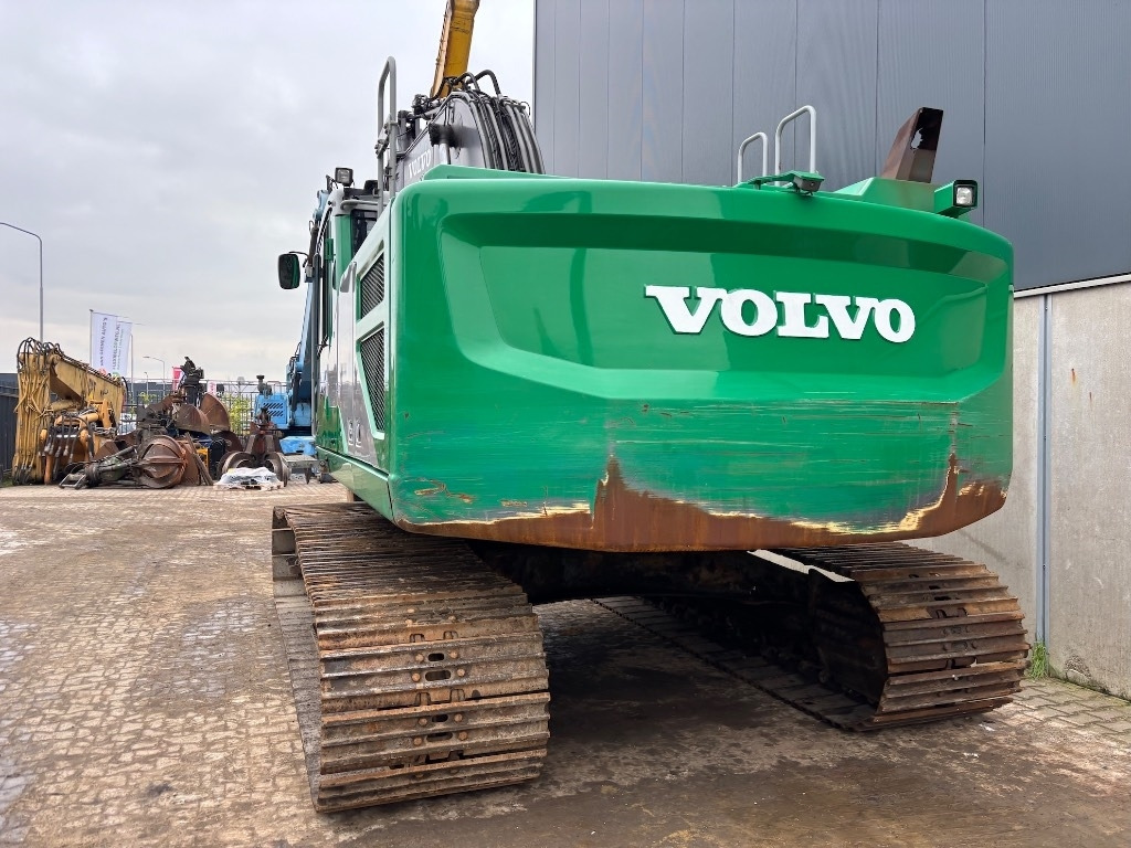 Volvo EC 300 EL - EC 300 E - EC 300 EL - Escavadora de rastos: foto 4 Volvo EC 300 EL - EC 300 E - EC 300 EL - Escavadora de rastos: foto 4