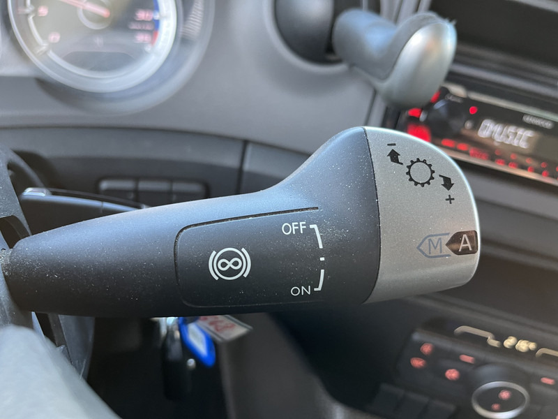 DAF CF 260 FA / 18 Ton / 147 dkm / Box 7.5 mtr / Laadklep / APK 05-25 - Camião furgão: foto 5 DAF CF 260 FA / 18 Ton / 147 dkm / Box 7.5 mtr / Laadklep / APK 05-25 - Camião furgão: foto 5