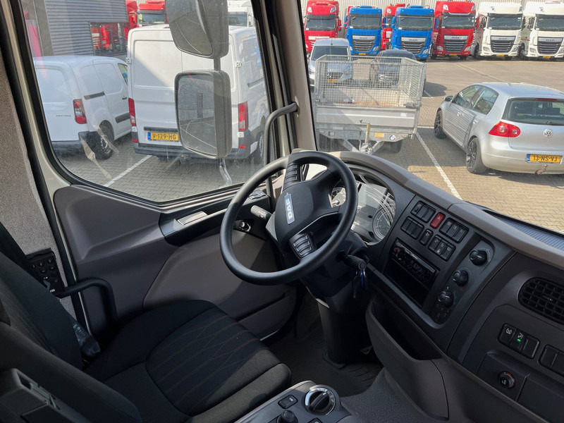 DAF LF 230 FA 18 Ton Box met Laadklep / Te huur - Bel 013-7200971 voor de mogelijkheden ! - Camião furgão: foto 5 DAF LF 230 FA 18 Ton Box met Laadklep / Te huur - Bel 013-7200971 voor de mogelijkheden ! - Camião furgão: foto 5