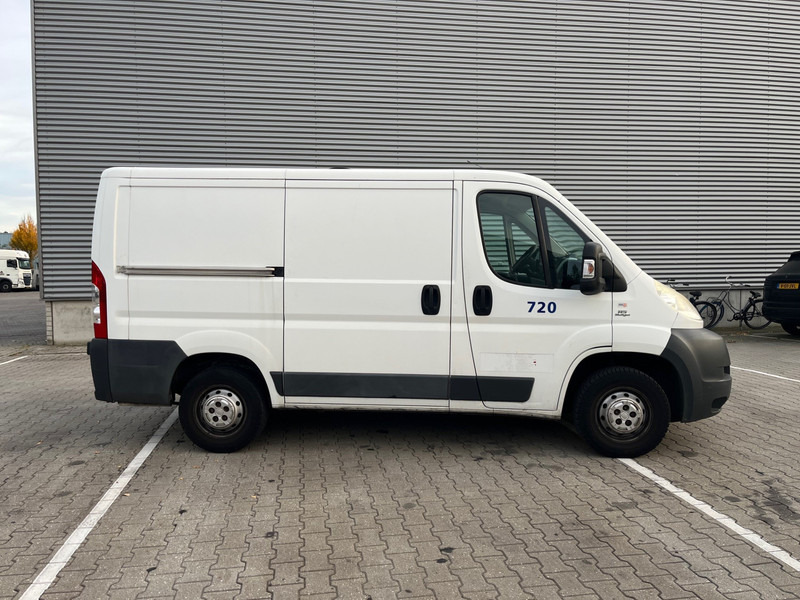 Fiat Ducato 2.0 MultiJet / KH1 Actual / 122 DKM / APK-TUV 04-26 - Furgão compacto: foto 2 Fiat Ducato 2.0 MultiJet / KH1 Actual / 122 DKM / APK-TUV 04-26 - Furgão compacto: foto 2