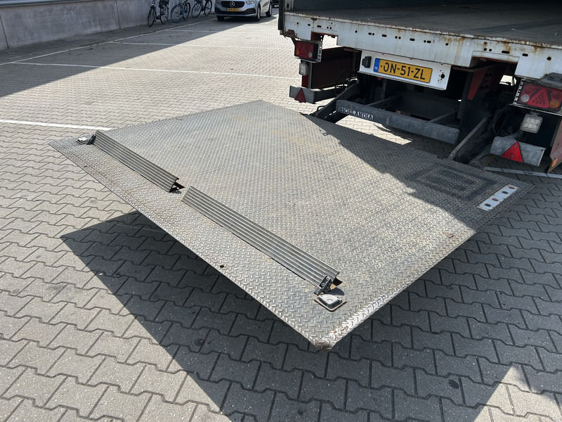 Groenewegen Jumbo / City / Box / Laadklep 2500 kg / APK TUV 11-25 - Semi-reboque furgão: foto 5 Groenewegen Jumbo / City / Box / Laadklep 2500 kg / APK TUV 11-25 - Semi-reboque furgão: foto 5