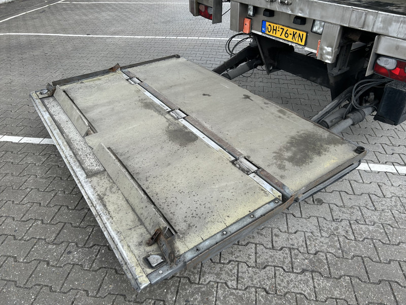 H.T.F HZO 39 / Heiwo / Isolated Box / Steer + Lift Axle / Loadlift 2500 kg - Semi-reboque furgão: foto 5 H.T.F HZO 39 / Heiwo / Isolated Box / Steer + Lift Axle / Loadlift 2500 kg - Semi-reboque furgão: foto 5