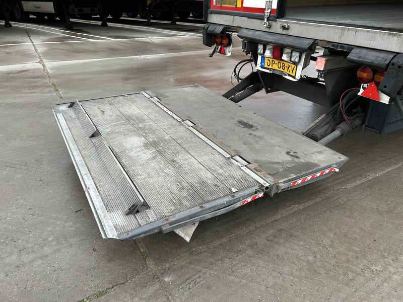 Krone Cool Liner / City / Thermo King Koeler / Laadklep 2500 kg / APK 01-27 - Semi-reboque frigorífico: foto 5 Krone Cool Liner / City / Thermo King Koeler / Laadklep 2500 kg / APK 01-27 - Semi-reboque frigorífico: foto 5