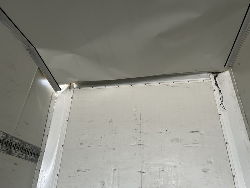 Krone DryLiner / Box / Front Damage / BPW Drum / APK TUV 12-25 - Semi-reboque furgão: foto 4 Krone DryLiner / Box / Front Damage / BPW Drum / APK TUV 12-25 - Semi-reboque furgão: foto 4