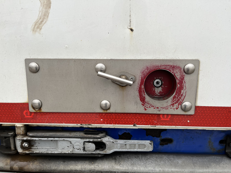 Krone DryLiner / Box / Huckepack / BPW Drum - Semi-reboque furgão: foto 4 Krone DryLiner / Box / Huckepack / BPW Drum - Semi-reboque furgão: foto 4