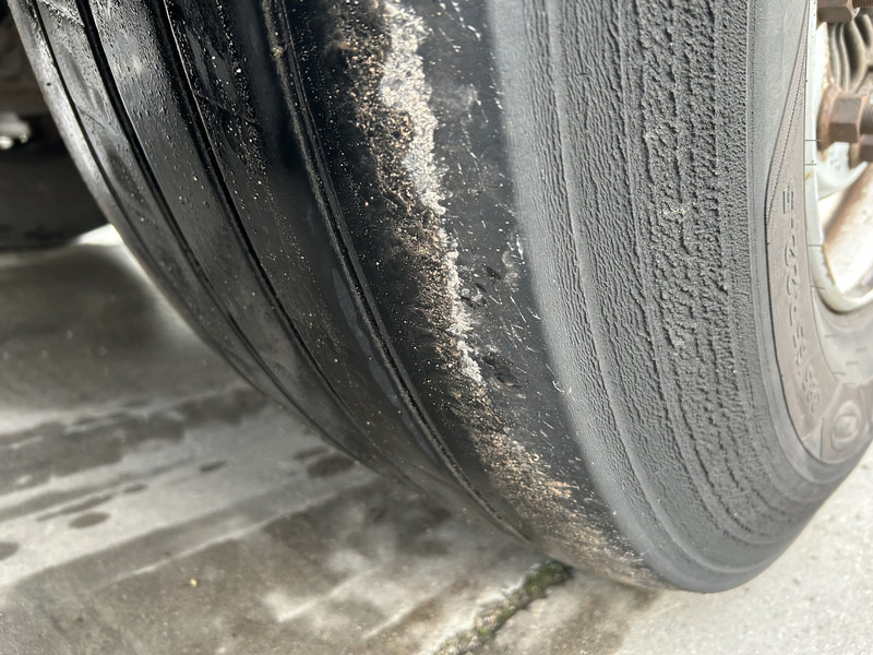 Locação financeira de Krone Profi Liner / Schuifzeil / Kooi Aap / Stuur + Liftas / APK 08-26 Krone Profi Liner / Schuifzeil / Kooi Aap / Stuur + Liftas / APK 08-26: foto 12