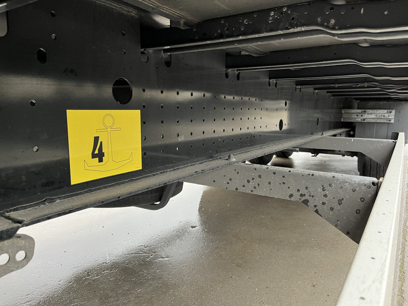 Locação financeira de Krone Profi Liner / Schuifzeil / Schuifdak / 3 as / APK TUV 06-25 Krone Profi Liner / Schuifzeil / Schuifdak / 3 as / APK TUV 06-25: foto 6 Locação financeira de Krone Profi Liner / Schuifzeil / Schuifdak / 3 as / APK TUV 06-25 Krone Profi Liner / Schuifzeil / Schuifdak / 3 as / APK TUV 06-25: foto 6