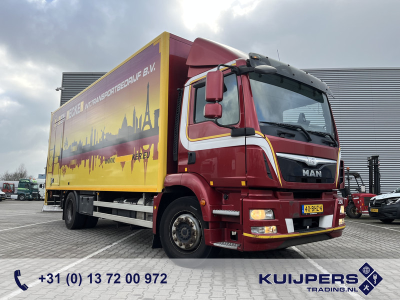 MAN TGM 18.250 / 18 Ton / 560 dkm / New Tacho V2 / Box / Loadlift / APK TUV 12-25 - Camião furgão: foto 1 MAN TGM 18.250 / 18 Ton / 560 dkm / New Tacho V2 / Box / Loadlift / APK TUV 12-25 - Camião furgão: foto 1