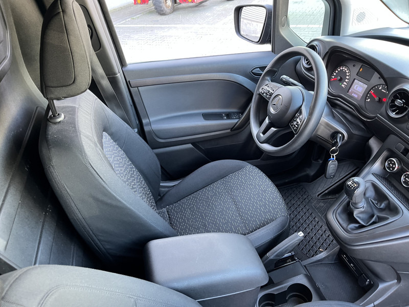 Mercedes-Benz Citan 108 CDI Pro / Schade - Unfall - Accident / 63 dkm / APK TUV 09-25 - Furgão compacto: foto 3 Mercedes-Benz Citan 108 CDI Pro / Schade - Unfall - Accident / 63 dkm / APK TUV 09-25 - Furgão compacto: foto 3