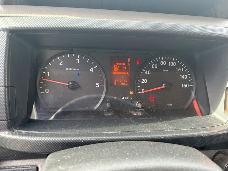 Nissan Cabstar NT400 / Duo Temp Frigo -30 gr / 175 dkm/ Blad - Blad / BE Van - Carrinha frigorífica: foto 4 Nissan Cabstar NT400 / Duo Temp Frigo -30 gr / 175 dkm/ Blad - Blad / BE Van - Carrinha frigorífica: foto 4