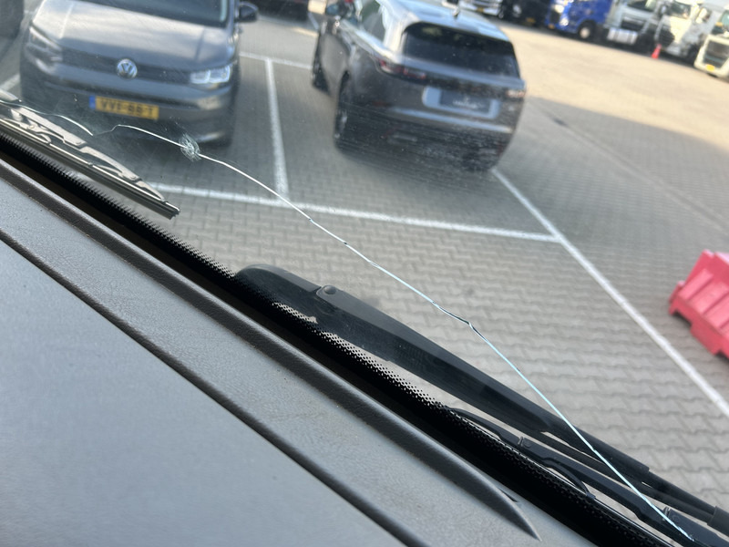 Camião furgão Renault D 210 Euro 6 C / 12 Ton / 293 dkm / Box / Loadlift / APK TUV 09-26: foto 15