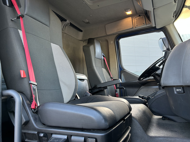 Camião furgão Renault D 210 Euro 6 C / 12 Ton / 293 dkm / Box / Loadlift / APK TUV 09-26: foto 9