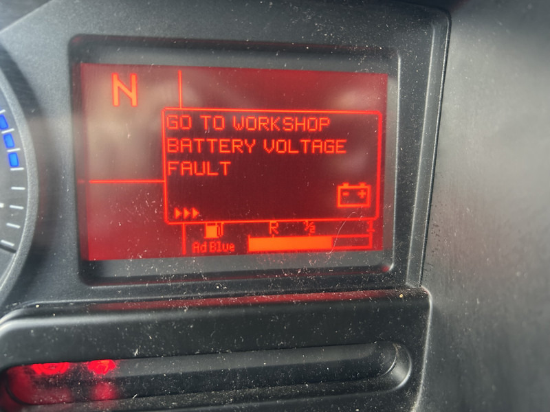 Camião furgão Renault D 210 Euro 6 C / 12 Ton / 293 dkm / Box / Loadlift / APK TUV 09-26: foto 6