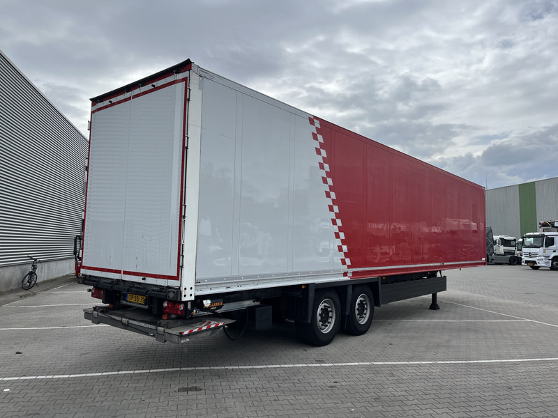Schmitz Cargobull SCB S2 / Box Trailer / 2 axle / Loadlift / APK TUV 04-26 - Semi-reboque furgão: foto 2 Schmitz Cargobull SCB S2 / Box Trailer / 2 axle / Loadlift / APK TUV 04-26 - Semi-reboque furgão: foto 2
