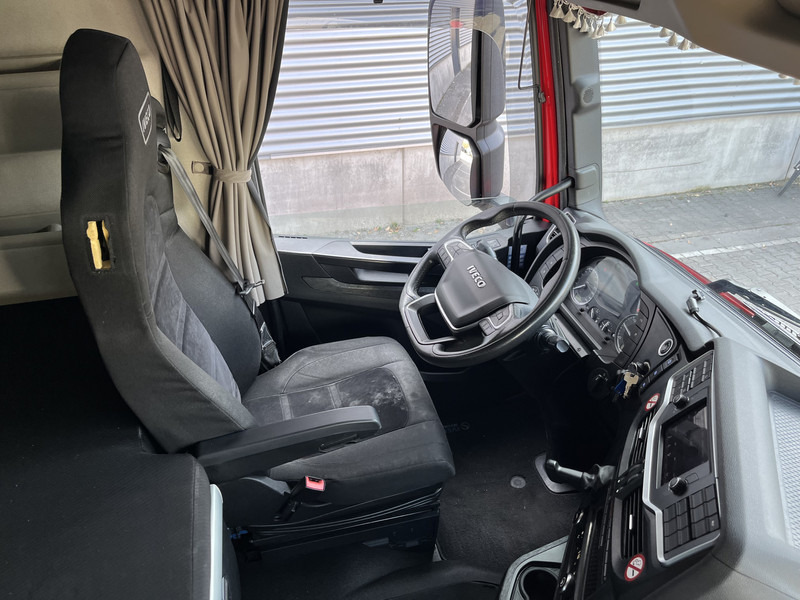 Iveco S-Way AT 420 / Full LED / 569 dkm / 2 Tanks / 2 Fridge / APK TUV 03-26 - Tractor: foto 3 Iveco S-Way AT 420 / Full LED / 569 dkm / 2 Tanks / 2 Fridge / APK TUV 03-26 - Tractor: foto 3