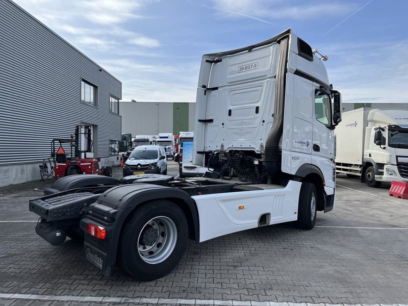 Mercedes-Benz Actros 1842 Gigaspace / 298 km / Full Spoiler / NL truck - Tractor: foto 2 Mercedes-Benz Actros 1842 Gigaspace / 298 km / Full Spoiler / NL truck - Tractor: foto 2