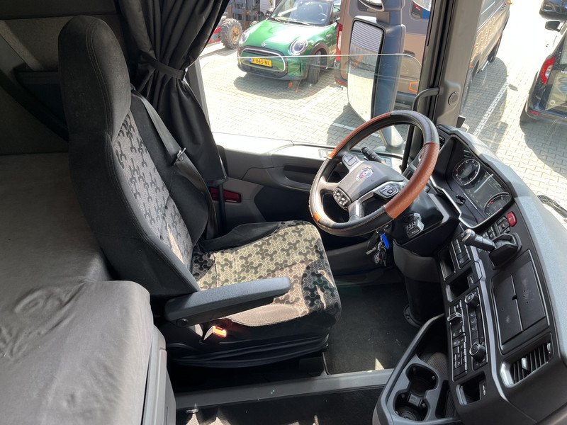 Scania R 410 Highline / Retarder / New Tacho / 2 Tanks / Stand Airco / APK 04-26 - Tractor: foto 3 Scania R 410 Highline / Retarder / New Tacho / 2 Tanks / Stand Airco / APK 04-26 - Tractor: foto 3