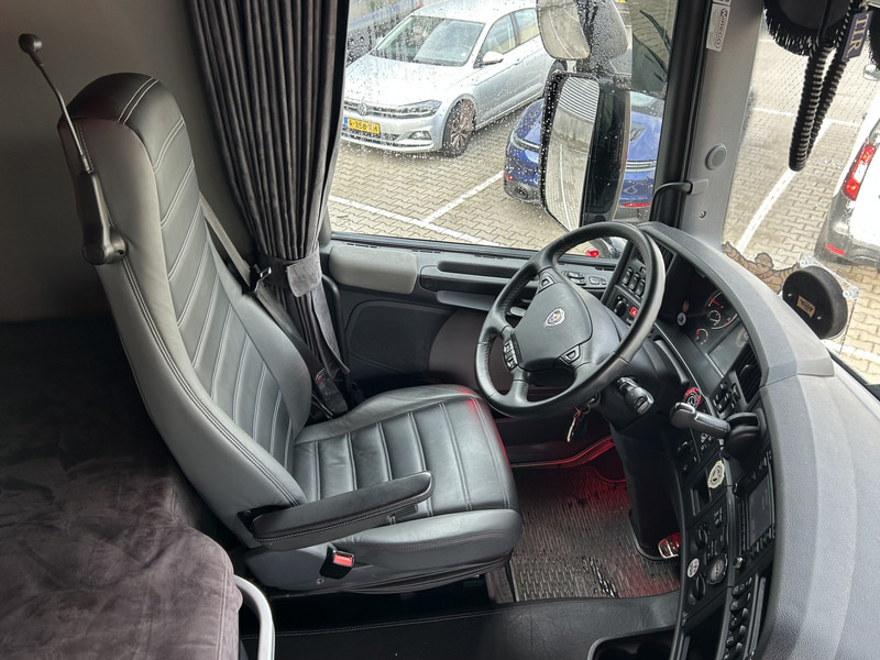 Scania R520 V8 / Showtruck / Buffl Interieur / Vol Lucht / Retarder - Tractor: foto 3 Scania R520 V8 / Showtruck / Buffl Interieur / Vol Lucht / Retarder - Tractor: foto 3