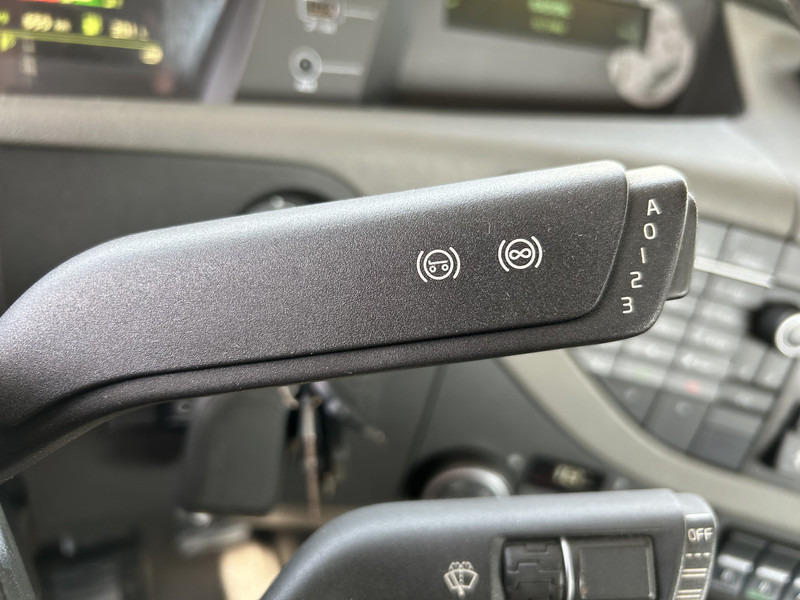 Volvo FH 420 Globetrotter / 921 dkm / 2 Tanks / VEB+ / NL Truck - Tractor: foto 5 Volvo FH 420 Globetrotter / 921 dkm / 2 Tanks / VEB+ / NL Truck - Tractor: foto 5