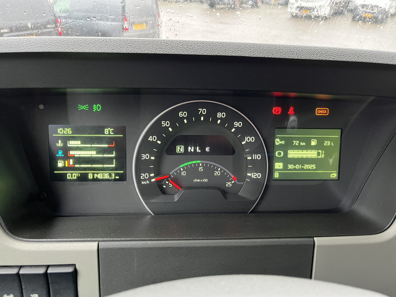 Volvo FM 410 Globetrotter / 814 dkm / VEB+ / Smart Tacho V2 / NL Truck - Tractor: foto 4 Volvo FM 410 Globetrotter / 814 dkm / VEB+ / Smart Tacho V2 / NL Truck - Tractor: foto 4