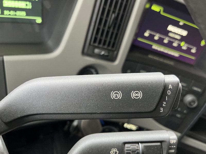 Volvo FM 410 Globetrotter / 814 dkm / VEB+ / Smart Tacho V2 / NL Truck - Tractor: foto 5 Volvo FM 410 Globetrotter / 814 dkm / VEB+ / Smart Tacho V2 / NL Truck - Tractor: foto 5