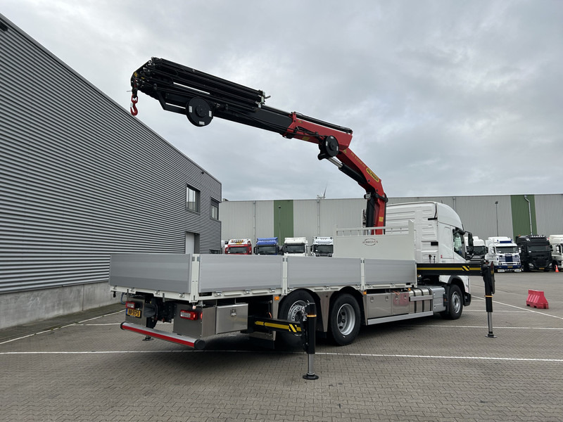 Volvo FMX 460 Globetrotter / Palfinger Kraan / Te Huur -> Bel 013-7200971 - Camião grua: foto 3 Volvo FMX 460 Globetrotter / Palfinger Kraan / Te Huur -> Bel 013-7200971 - Camião grua: foto 3