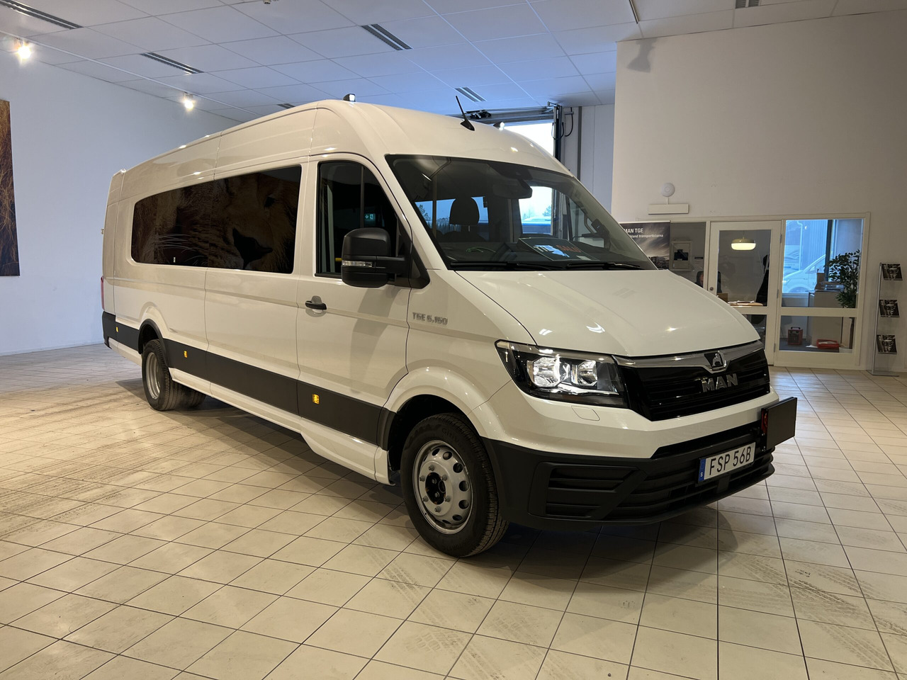 MAN TGE 6.160 Intercity - Minibus, Furgão de passageiros: foto 1 MAN TGE 6.160 Intercity - Minibus, Furgão de passageiros: foto 1