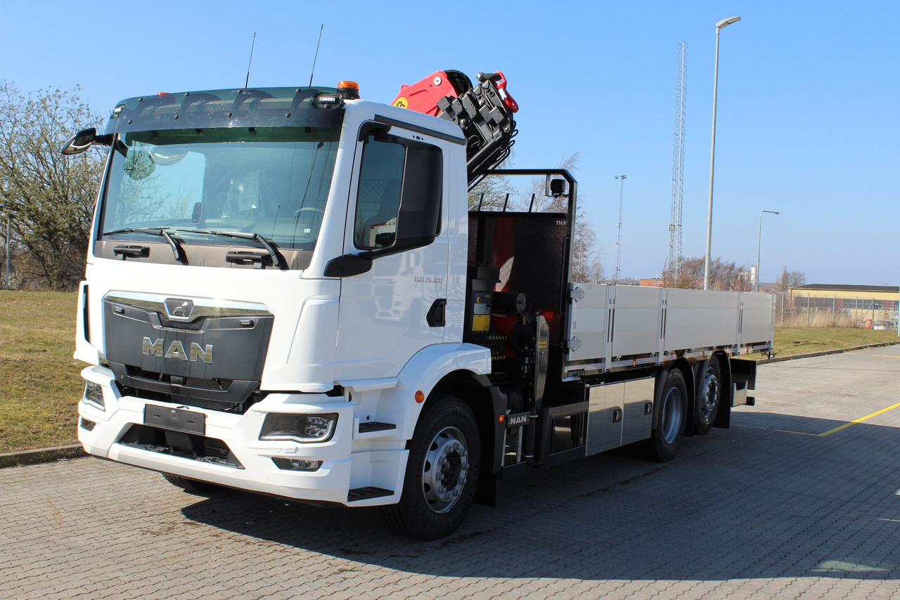 MAN TGM 26.320 6×2-4 PK19.001SLD5 Brädgårdsbil - Camião de caixa aberta/ Plataforma, Camião grua: foto 1 MAN TGM 26.320 6×2-4 PK19.001SLD5 Brädgårdsbil - Camião de caixa aberta/ Plataforma, Camião grua: foto 1