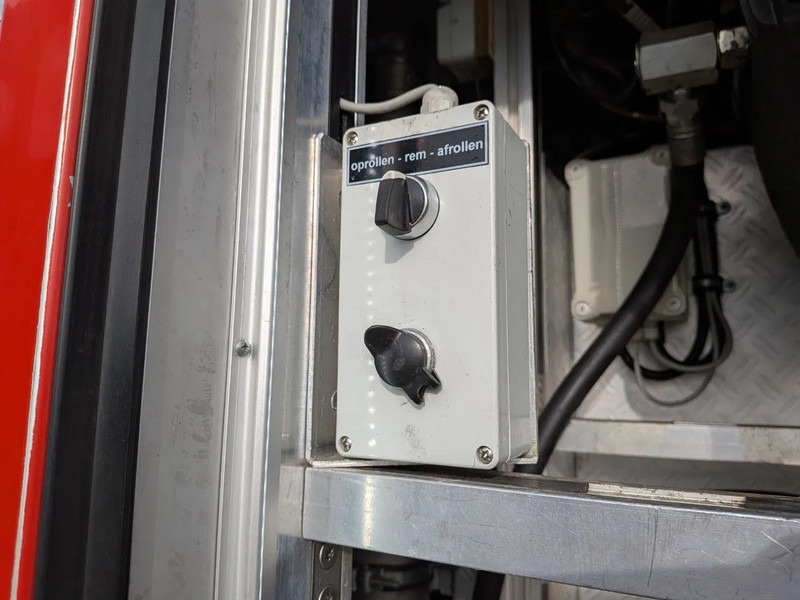 Mercedes-Benz NG 1626 V8 - Carro de bombeiro: foto 5 Mercedes-Benz NG 1626 V8 - Carro de bombeiro: foto 5