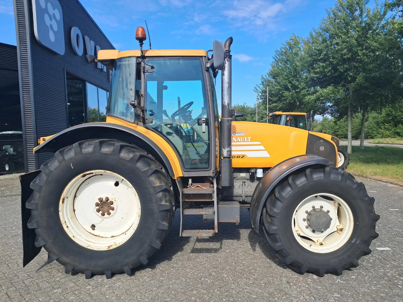 Renault ARES 640 RZ ARES 640 RZ - Trator: foto 2 Renault ARES 640 RZ ARES 640 RZ - Trator: foto 2